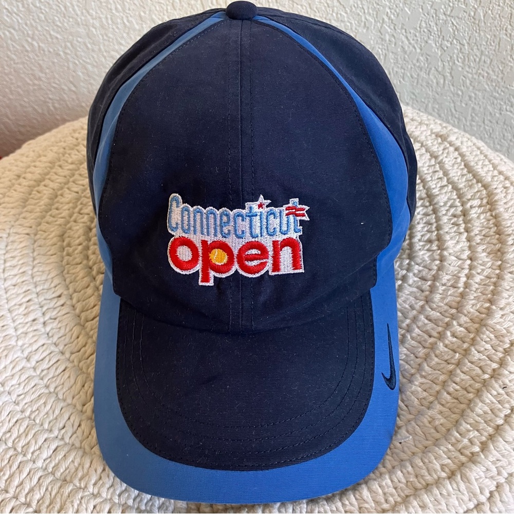 Nike Heritage 86 Dri Fit Blue and Navy  Connecticut Open Cap used good condition